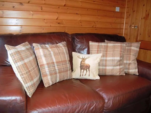 Cosy Rowan Woodland Lodge