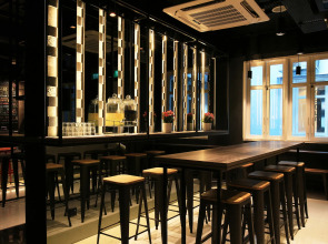 CUBE Boutique Capsule Hotel @ Chinatown