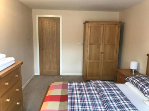 Conaglen, one bedroom apartment with stunning views.