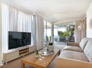 Glen Beach Vista