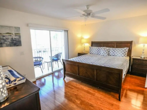 Royal Pelican Condominiums