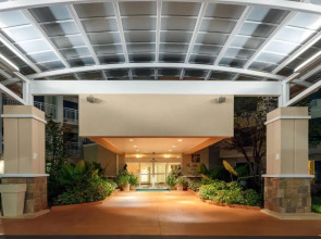 Holiday Inn Hotel & Suites Atlanta Airport-North by IHG