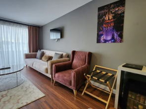 Отель Gokotta Suite