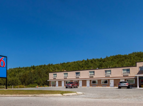 Motel 6 Sudbury, ON