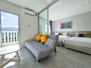 Отель Recenta Suite Phuket Suanluang