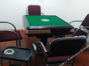 Yijia Business Inn