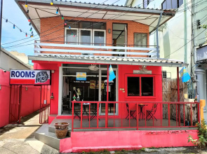 Taphouse Guest House