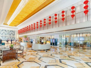 Ruili Bund Hotel