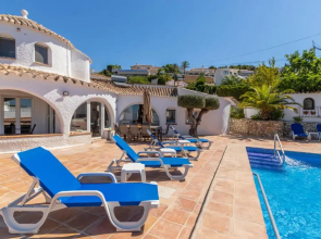 VILLA LA PALOMA - charmant - neu renoviert