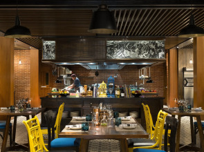 Отель Indigo Bali Seminyak Beach