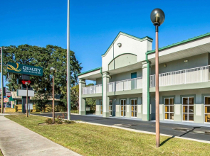 Quality Inn & Suites near Panama City Beach