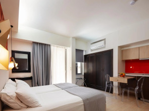 Steris Elegant Beach Hotel