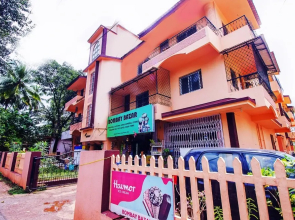 OYO 19181 Home Bright 2BHK Near Club Cubana