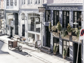 City Centre Apt next to Kongens Nytorv