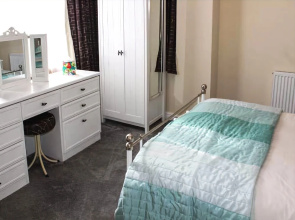 Sea Breeze Apartment