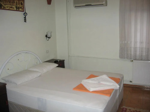 Paris Hotel