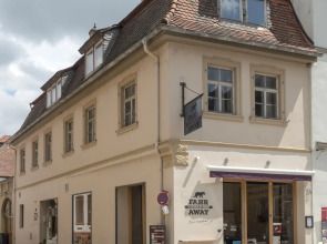 Weinbar und Hotel FahrAway