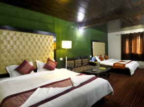 Hotel Kausani Retreat