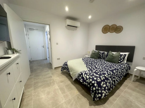 E1 Suites & Spa