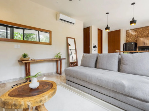 Luxury 2 Bedroom Suite Private Pool TL01