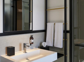 FORM Hotel Dubai, Dubai, a Member of Design Hotels