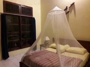 Raja's Bungalow