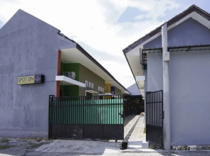 SPOT ON 2591 Griya Demangan Syariah