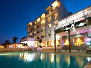 royal beach