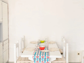 White Sun maisonette overlooking the sea