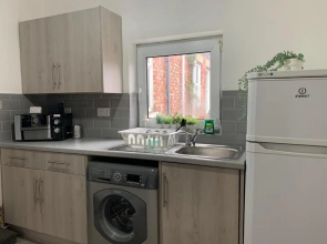 Rawling - Welcoming 3 bed apartment with free Wifi and Free Parking
