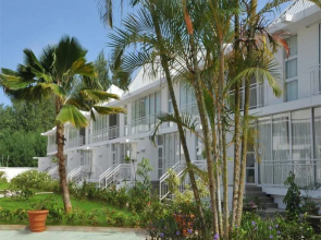 Luxury apartment on Eden Island