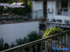 Liangyi Hostel by Luoyang’s Liren Alley