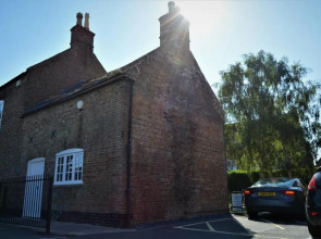 Oliver Cromwell Hotel