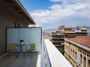 Piraeus Port Hotel