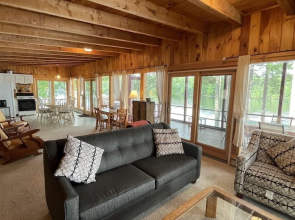 Breezy Point Limit 6 3 Bedroom Cottage by Redawning