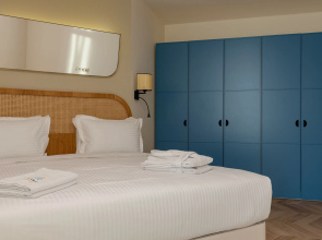 MiraMar Luxury Residences