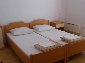 Dia - 200 m From Beach - A2 Gornji