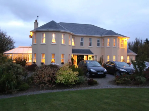 Brook Manor Lodge