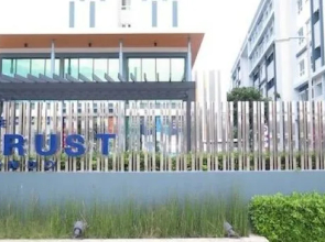 The Trust Huahin Condo Pool View by Dome