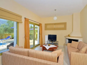 Villa Pinelopi With 2 Bedrooms and 3 Bathrooms