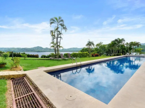 Ground-Floor Condo Near Beach & Marina by SPCR