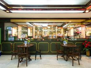 The Neighbors Hostel - Adults Only