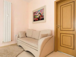 FM Deluxe 1-BDR Apartment with Balcony - Awesome Tub