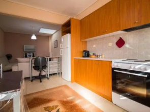Laconian Collection Thermopylon Road Comfy Apartment