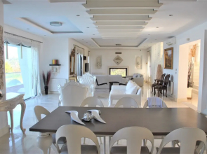 Villa Ruya