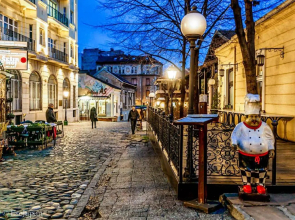 Cosmopolitan Apartment