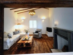 Elina House