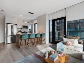 Unforgettable Stay High End 2BR Easy City Access