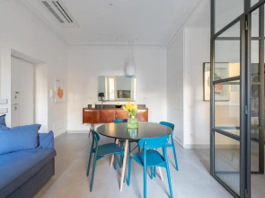 Twin Flowers apartment in San Giovanni