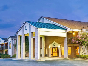 Days Inn Mooresville Lake Norman